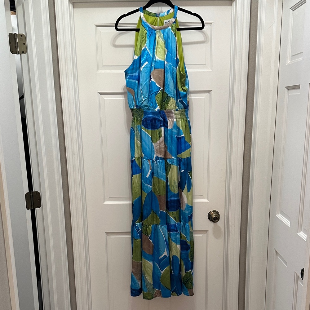 Elegant Blue and Green Maxi Dress